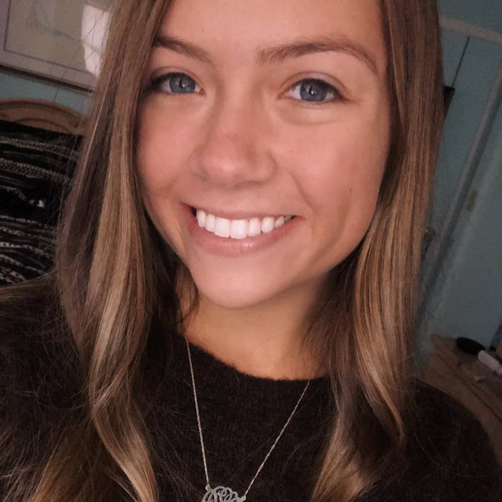 Meet your Posher, Danielle